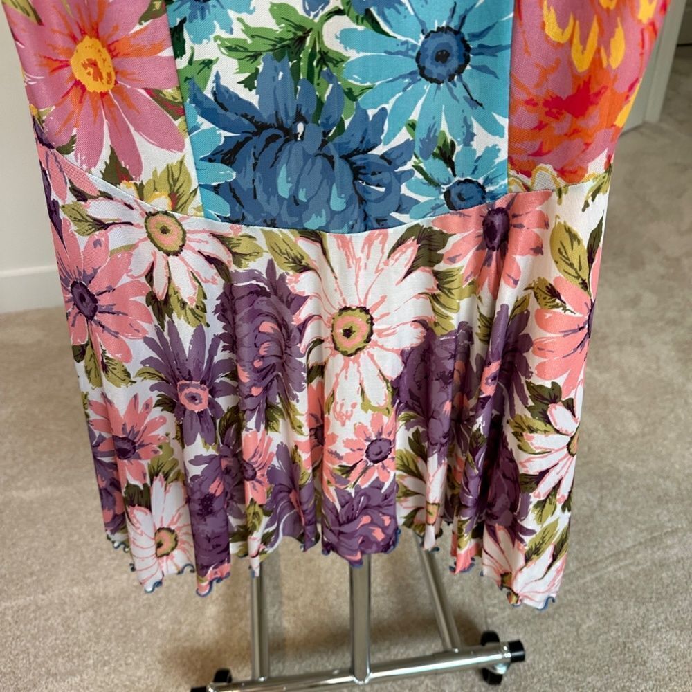 25-💼Adorable Floral Summer Cardigan. Lightweight Polyester Mesh, Ruffled detail - Picture 6 of 12